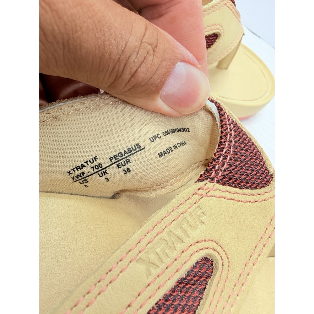 XTRATUF Pegasus South Shore Womens 6 Leather Flip Flops Tan Coral Slip Resistant - Picture 9 of 9